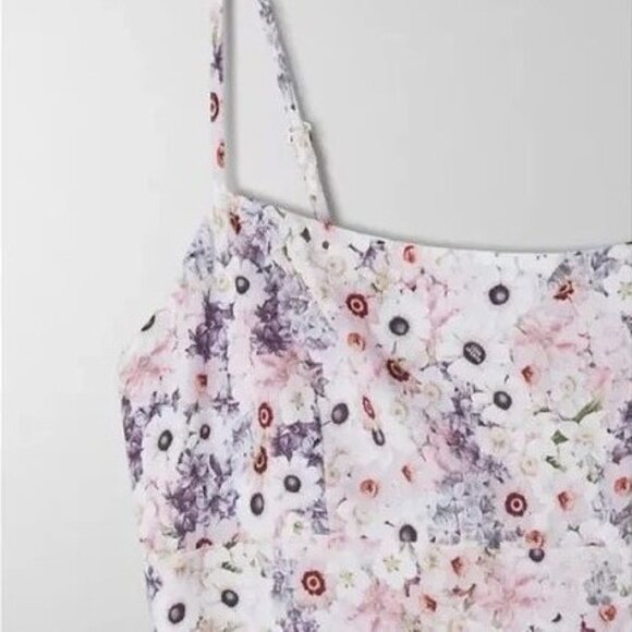 Aritzia Sunday Best Pink, Purple & White Floral Cami Crop Top - Picture 3 of 7